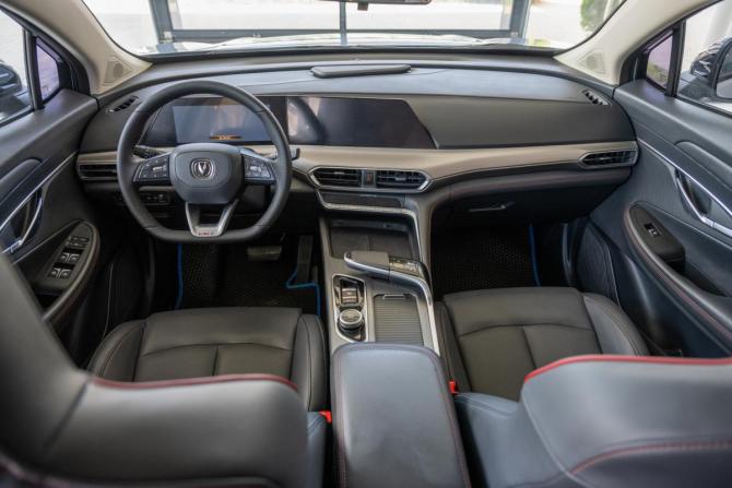 Changan UNI-T I с пробегом 2023 года, цена 3 100 000 рублей, 55155 км, внедорожник, Автокод Объявления