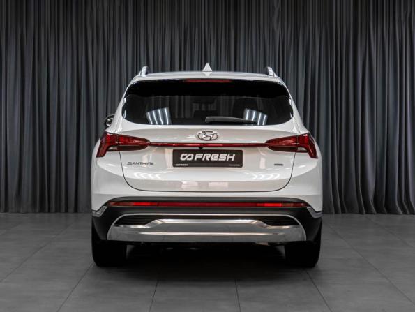 Hyundai Santa Fe IV Рестайлинг с пробегом 2023 года, цена 4 649 000 рублей, 20300 км, внедорожник, Автокод Объявления