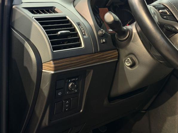 Toyota Land Cruiser Prado 150 Series Рестайлинг 2 с пробегом 2019 года, цена 5 200 000 рублей, 169671 км, внедорожник, Автокод Объявления