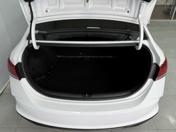 Hyundai Solaris II Рестайлинг с пробегом 2021 года, цена 1 545 000 рублей, 60353 км, седан, Автокод Объявления