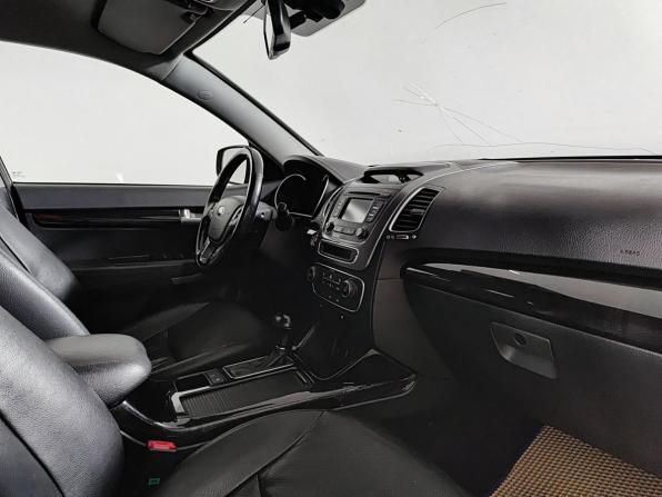 Kia Sorento II Рестайлинг с пробегом 2017 года, цена 1 665 000 рублей, 202808 км, внедорожник, Автокод Объявления