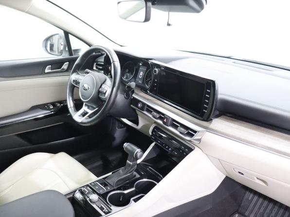 Kia K5 III с пробегом 2021 года, цена 2 790 000 рублей, 82424 км, седан, Автокод Объявления