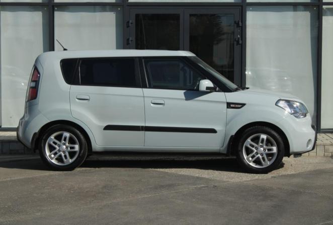 Kia Soul I с пробегом 2009 года, цена 890 000 рублей, 111722 км, хэтчбек, Автокод Объявления