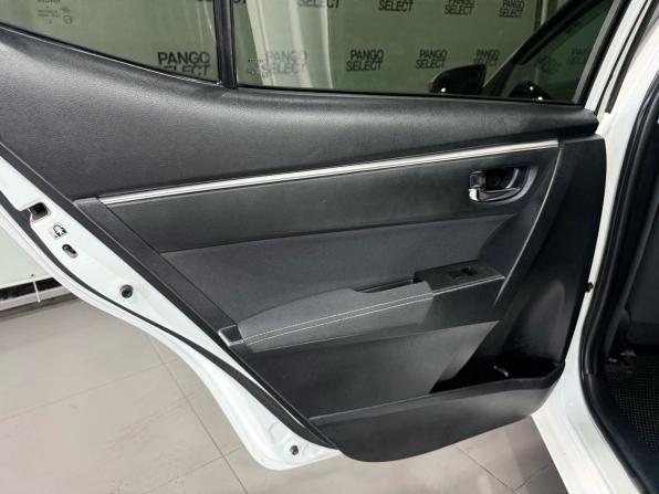 Toyota Corolla XI (E160 E170 E180) с пробегом 2013 года, цена 1 100 000 рублей, 178000 км, седан, Автокод Объявления