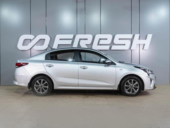 Kia Rio IV Рестайлинг с пробегом 2020 года, цена 1 579 000 рублей, 118339 км, седан, Автокод Объявления
