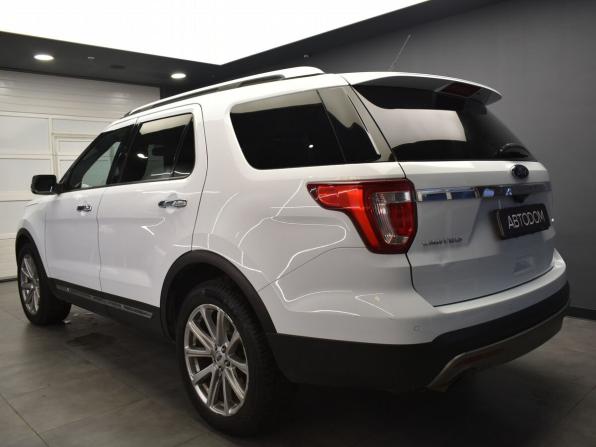 Ford Explorer V Рестайлинг с пробегом 2016 года, цена 2 370 000 рублей, 187683 км, внедорожник, Автокод Объявления