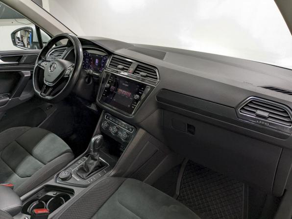 Volkswagen Tiguan II с пробегом 2017 года, цена 2 750 000 рублей, 113923 км, внедорожник, Автокод Объявления