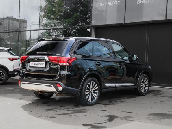 Mitsubishi Outlander III Рестайлинг 3 с пробегом 2020 года, цена 2 480 000 рублей, 55551 км, внедорожник, Автокод Объявления