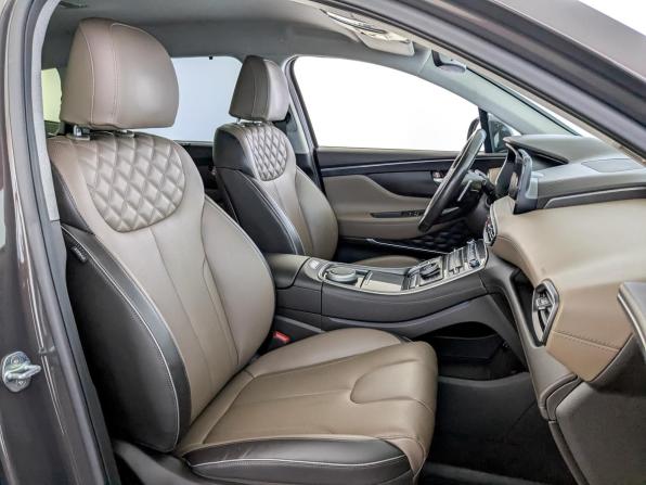 Hyundai Santa Fe IV Рестайлинг с пробегом 2021 года, цена 4 050 000 рублей, 46076 км, внедорожник, Автокод Объявления