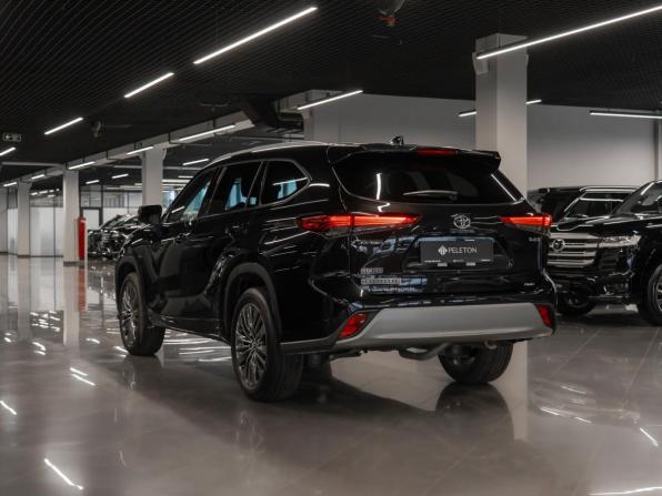 Toyota Highlander IV (XU70) с пробегом 2026 года, цена 5 200 000 рублей, 36 км, внедорожник, Автокод Объявления