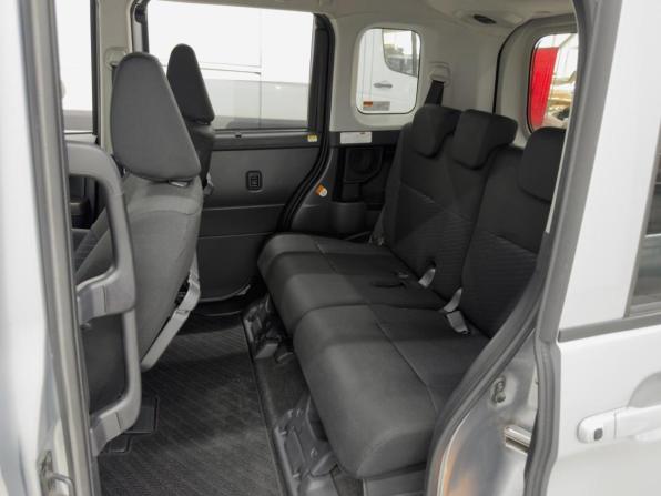 Toyota Roomy I с пробегом 2018 года, цена 999 000 рублей, 130412 км, микровэн, Автокод Объявления