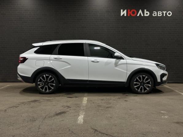 Lada (ВАЗ) Vesta I Рестайлинг (NG) с пробегом 2024 года, цена 1 445 000 рублей, 42499 км, универсал, Автокод Объявления