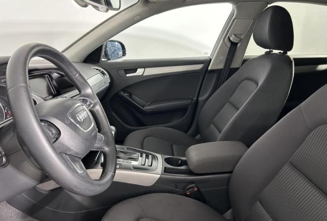 Audi A4 IV (B8) Рестайлинг с пробегом 2012 года, цена 1 490 000 рублей, 216864 км, седан, Автокод Объявления