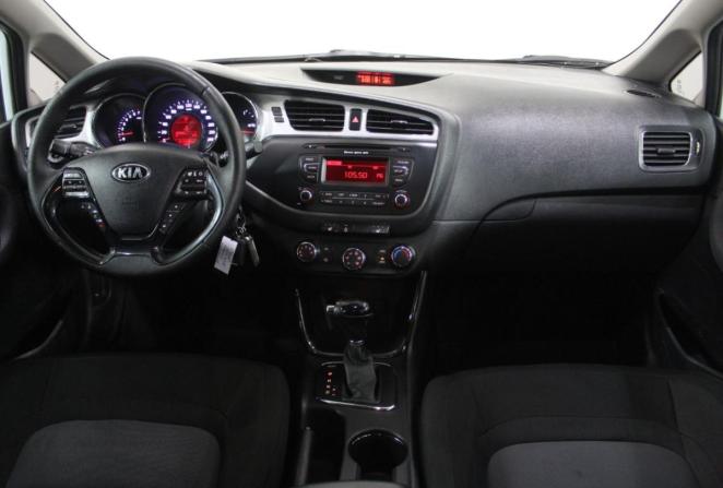 Kia Ceed II с пробегом 2012 года, цена 1 250 000 рублей, 211522 км, универсал, Автокод Объявления