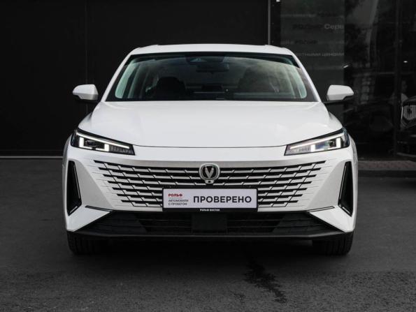 Changan Lamore с пробегом 2024 года, цена 2 100 000 рублей, 13037 км, седан, Автокод Объявления