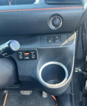Toyota Sienta II с пробегом 2016 года, цена 1 249 000 рублей, 138705 км, минивэн, Автокод Объявления