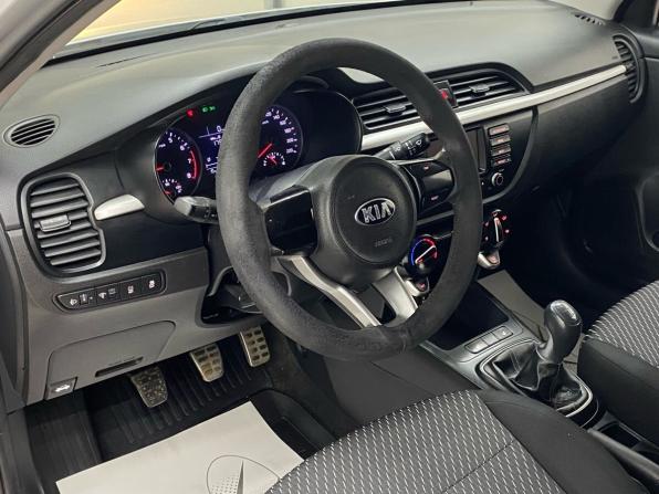 Kia Rio IV с пробегом 2018 года, цена 1 130 000 рублей, 185545 км, седан, Автокод Объявления