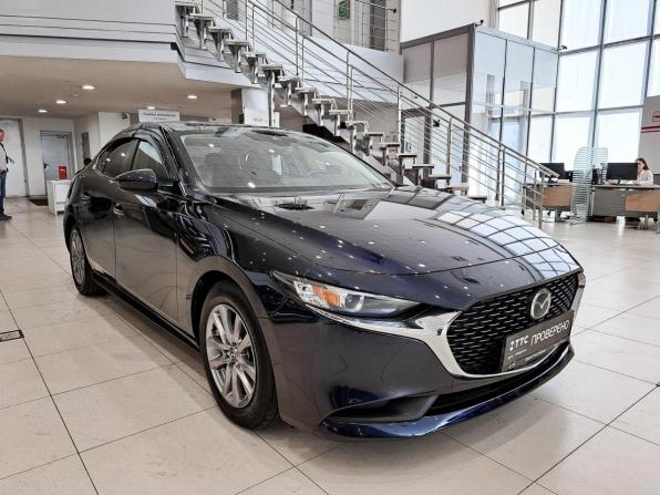 Mazda 3 IV (BP) с пробегом 2021 года, цена 1 970 000 рублей, 109193 км, седан, Автокод Объявления