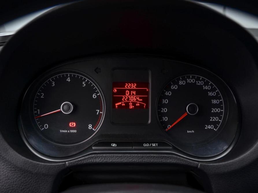 Volkswagen Polo V Курган  - изображение 12