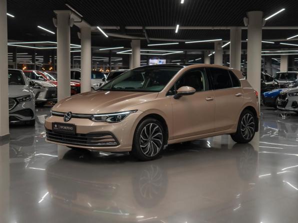Volkswagen Golf VIII с пробегом 2021 года, цена 2 440 000 рублей, 45939 км, хэтчбек, Автокод Объявления