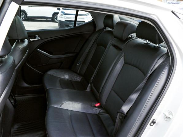 Kia Optima III Рестайлинг с пробегом 2015 года, цена 1 435 000 рублей, 205205 км, седан, Автокод Объявления