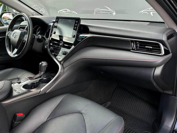 Toyota Camry VIII (XV70) Рестайлинг с пробегом 2021 года, цена 3 461 700 рублей, 50928 км, седан, Автокод Объявления