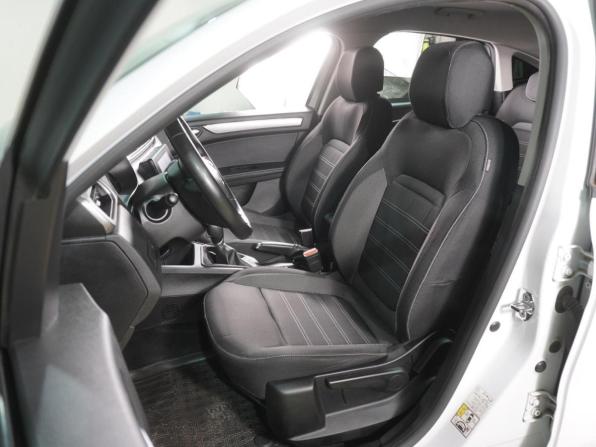 Renault Arkana I с пробегом 2019 года, цена 1 549 000 рублей, 95154 км, внедорожник, Автокод Объявления