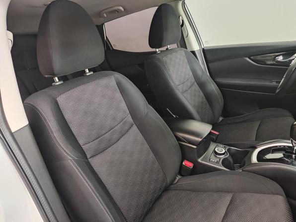Nissan Qashqai II с пробегом 2016 года, цена 1 750 000 рублей, 132000 км, внедорожник, Автокод Объявления