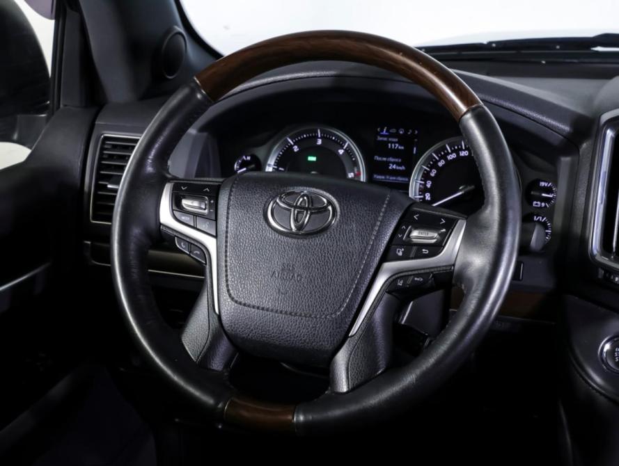 Toyota Land Cruiser 200 Series Рестайлинг 2 Москва  - изображение 14
