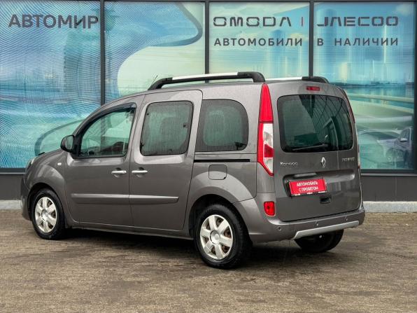 Renault Kangoo II Рестайлинг с пробегом 2014 года, цена 1 200 000 рублей, 177933 км, компактвэн, Автокод Объявления