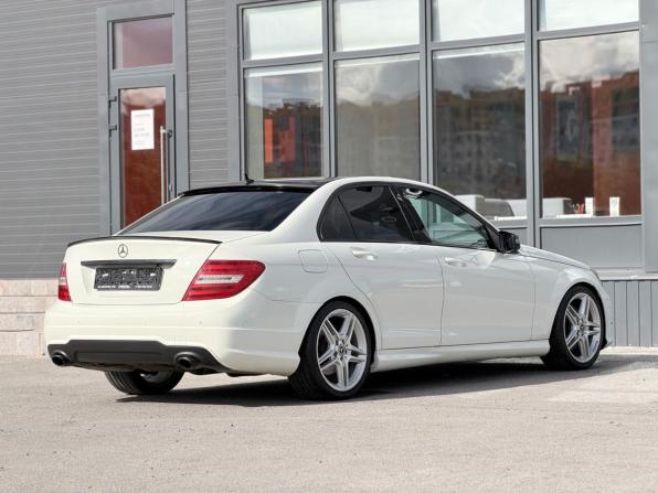 Mercedes-Benz C-Класс III (W204) Рестайлинг с пробегом 2011 года, цена 1 400 000 рублей, 264244 км, седан, Автокод Объявления