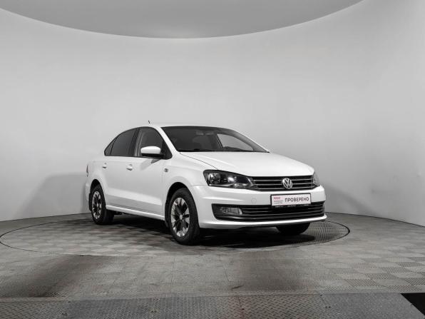 Volkswagen Polo V Рестайлинг с пробегом 2015 года, цена 860 000 рублей, 107500 км, седан, Автокод Объявления