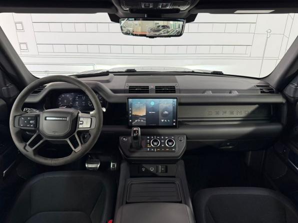 Land Rover Defender II с пробегом 2022 года, цена 14 700 000 рублей, 17959 км, внедорожник, Автокод Объявления