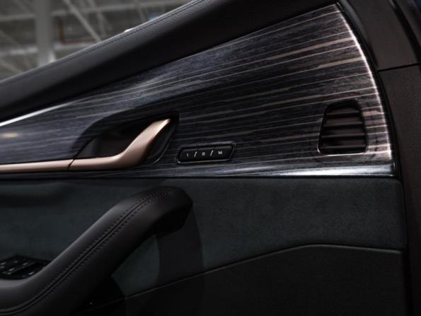 Geely Monjaro I с пробегом 2023 года, цена 3 299 700 рублей, 35088 км, внедорожник, Автокод Объявления
