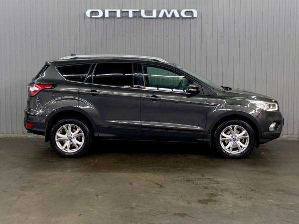 Ford Kuga II Рестайлинг с пробегом 2017 года, цена 1 637 000 рублей, 157129 км, внедорожник, Автокод Объявления