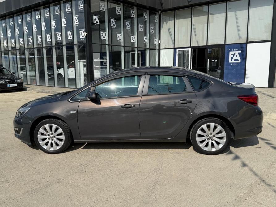 Opel Astra J Рестайлинг Краснодар  - изображение 3