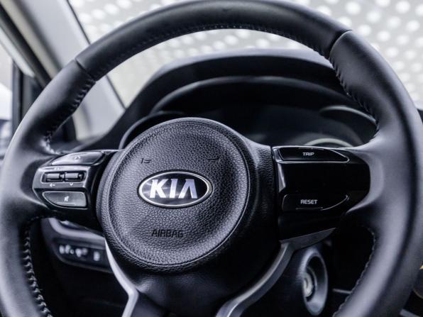 Kia Rio IV с пробегом 2019 года, цена 1 019 000 рублей, 120050 км, седан, Автокод Объявления