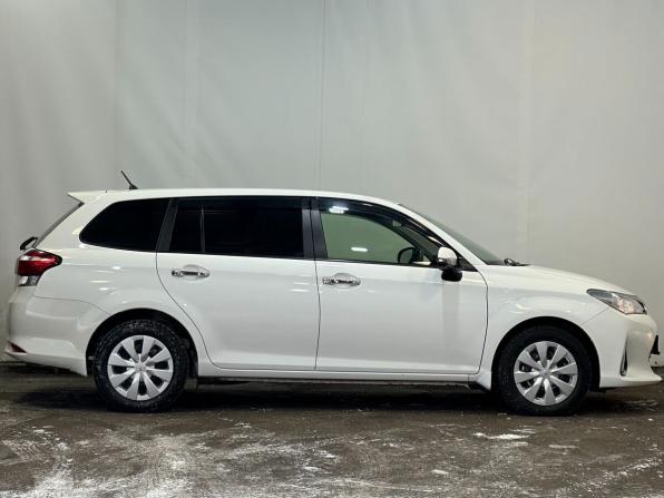 Toyota Corolla XI (E160 E170) Рестайлинг 2 с пробегом 2018 года, цена 1 250 000 рублей, 142117 км, универсал, Автокод Объявления