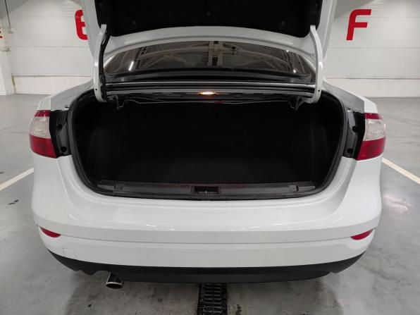 Renault Fluence I Рестайлинг с пробегом 2014 года, цена 820 000 рублей, 152662 км, седан, Автокод Объявления