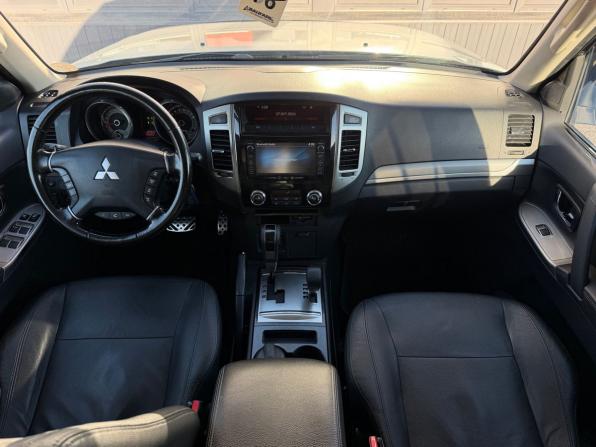 Mitsubishi Pajero IV Рестайлинг 2 с пробегом 2015 года, цена 2 299 000 рублей, 165000 км, внедорожник, Автокод Объявления