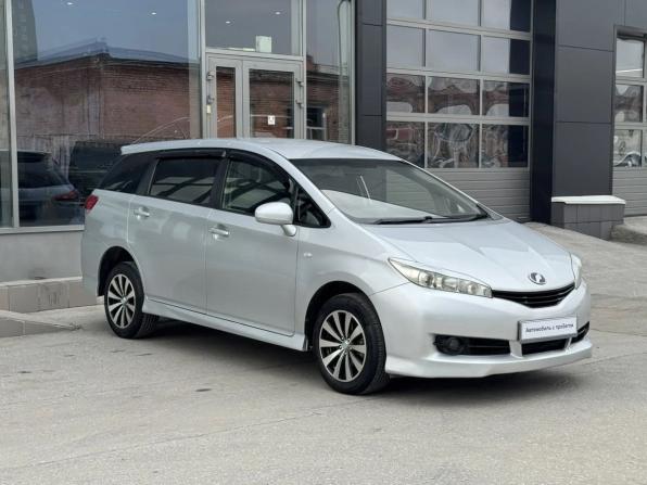 Toyota Wish II с пробегом 2010 года, цена 1 135 000 рублей, 170768 км, минивэн, Автокод Объявления