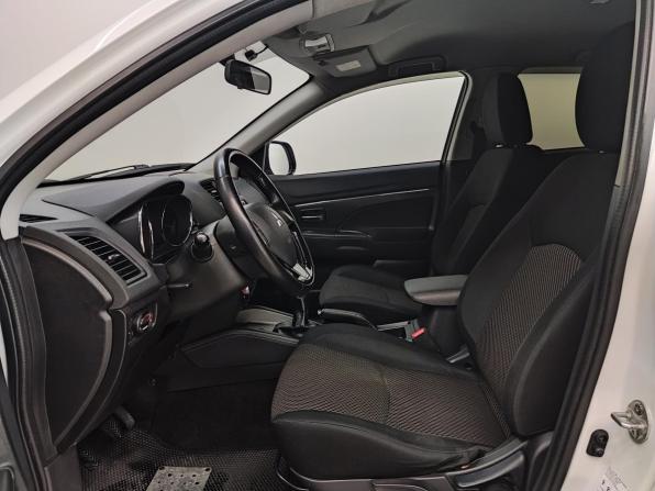 Mitsubishi ASX I Рестайлинг 2 с пробегом 2017 года, цена 1 020 000 рублей, 305141 км, внедорожник, Автокод Объявления
