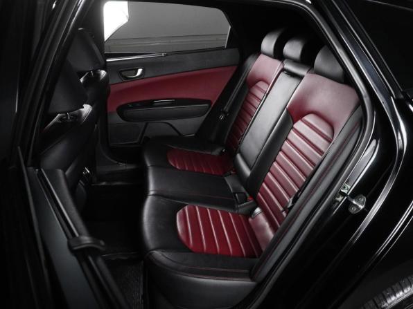 Kia Optima IV Рестайлинг с пробегом 2019 года, цена 2 099 000 рублей, 206645 км, седан, Автокод Объявления