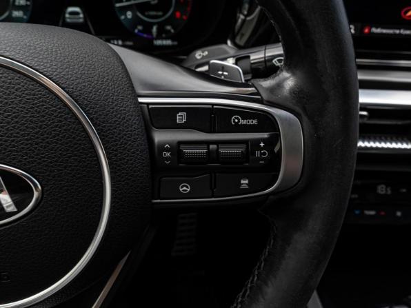 Kia K5 III с пробегом 2021 года, цена 2 835 000 рублей, 105935 км, седан, Автокод Объявления