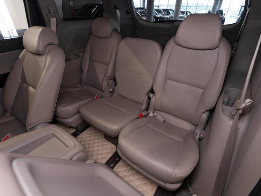 Kia Carnival III Москва  - изображение 13