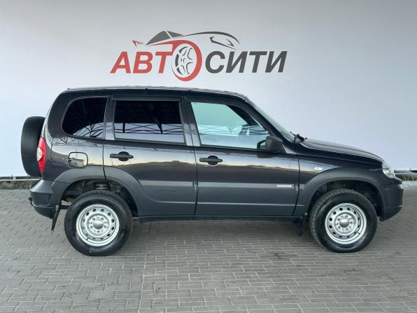 Chevrolet Niva I Рестайлинг с пробегом 2017 года, цена 620 000 рублей, 89557 км, внедорожник, Автокод Объявления