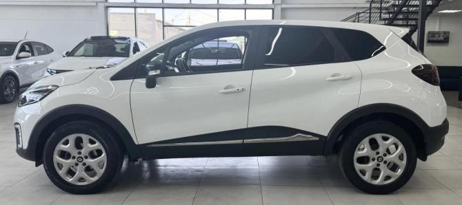 Renault Kaptur I с пробегом 2016 года, цена 1 349 000 рублей, 64000 км, внедорожник, Автокод Объявления