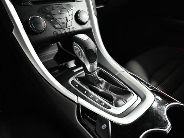 Ford Mondeo V с пробегом 2015 года, цена 1 675 000 рублей, 119750 км, седан, Автокод Объявления