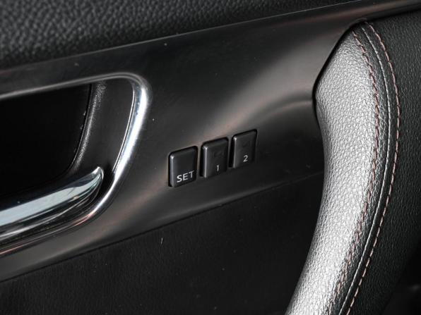 Infiniti FX II (S51) с пробегом 2008 года, цена 1 899 000 рублей, 332000 км, внедорожник, Автокод Объявления