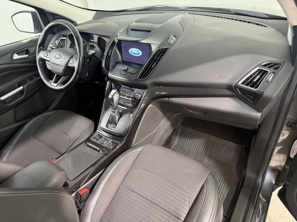 Ford Kuga II Рестайлинг с пробегом 2017 года, цена 1 699 800 рублей, 126000 км, внедорожник, Автокод Объявления
